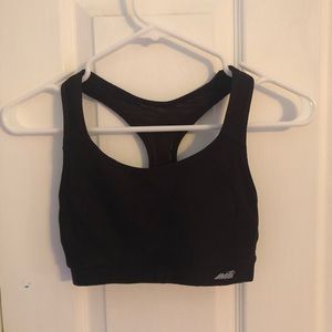 Black sports bra